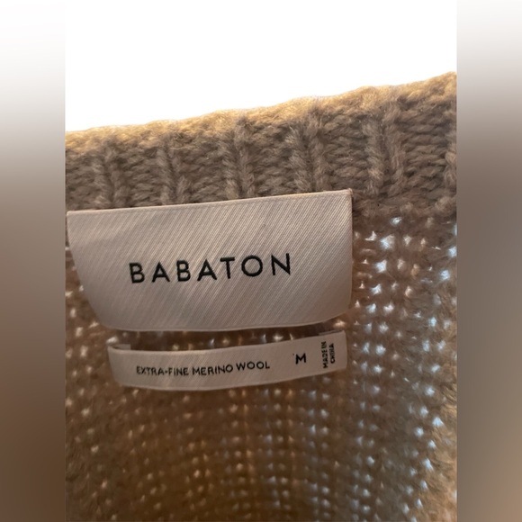 Babaton (Aritzia) Cozy Beige Merino Wool Sweater - Size M - Picture 3 of 4